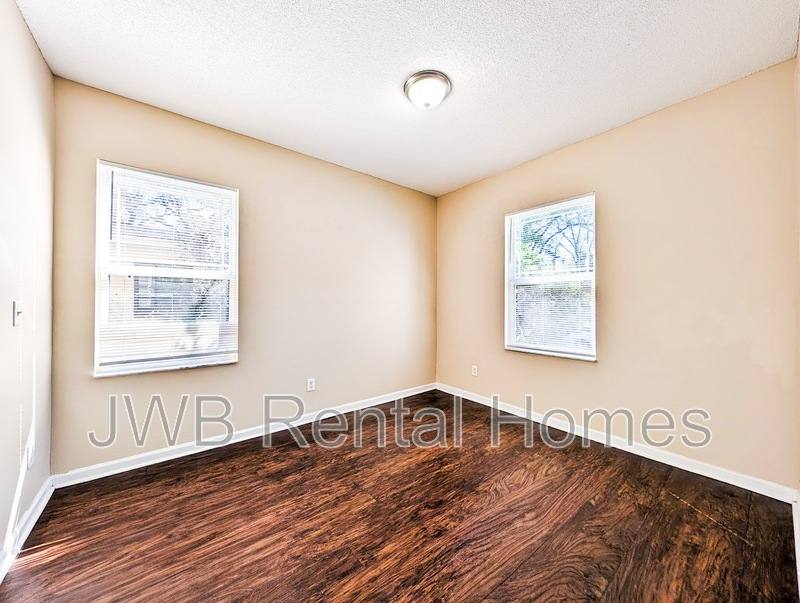 House for rent at 1149 28th St W, Jacksonville, FL 32209