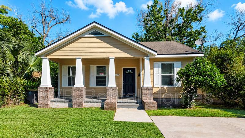 House for rent at 1149 28th St W, Jacksonville, FL 32209