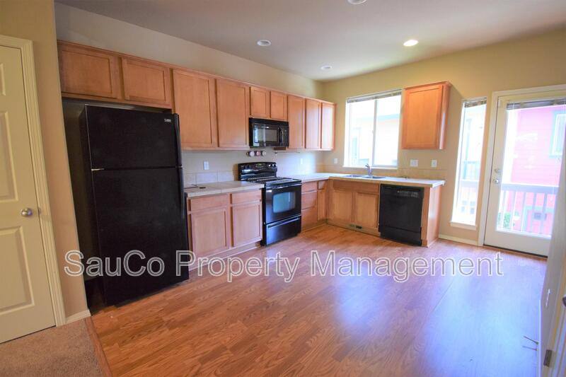 Townhouse for rent at 1419 NE Lockheart Lane #1, Hillsboro, OR 97124