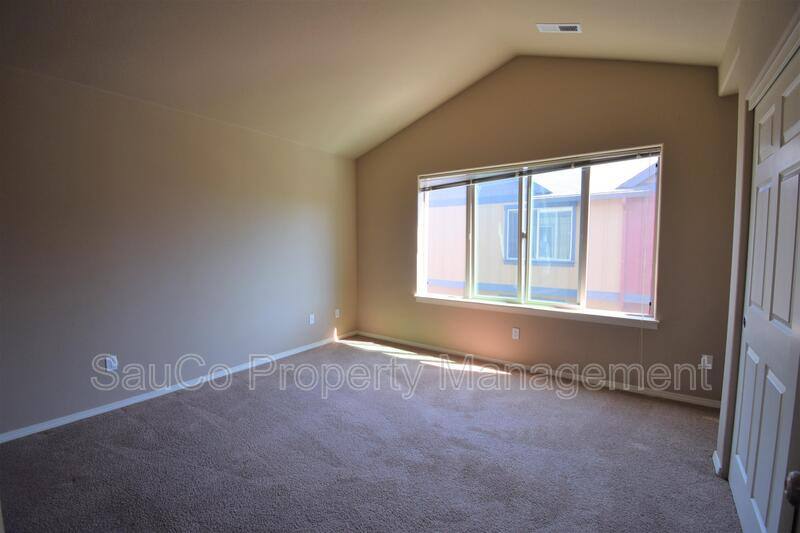 Townhouse for rent at 1419 NE Lockheart Lane #1, Hillsboro, OR 97124