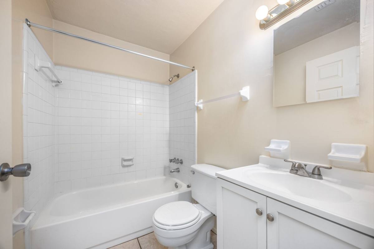 Apartment for rent at 3510 NW 91st St, Gainesville, FL 32606