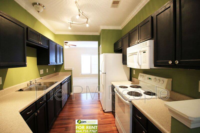House for rent at 153 Spring Crossing Cr, Greer, SC 29650