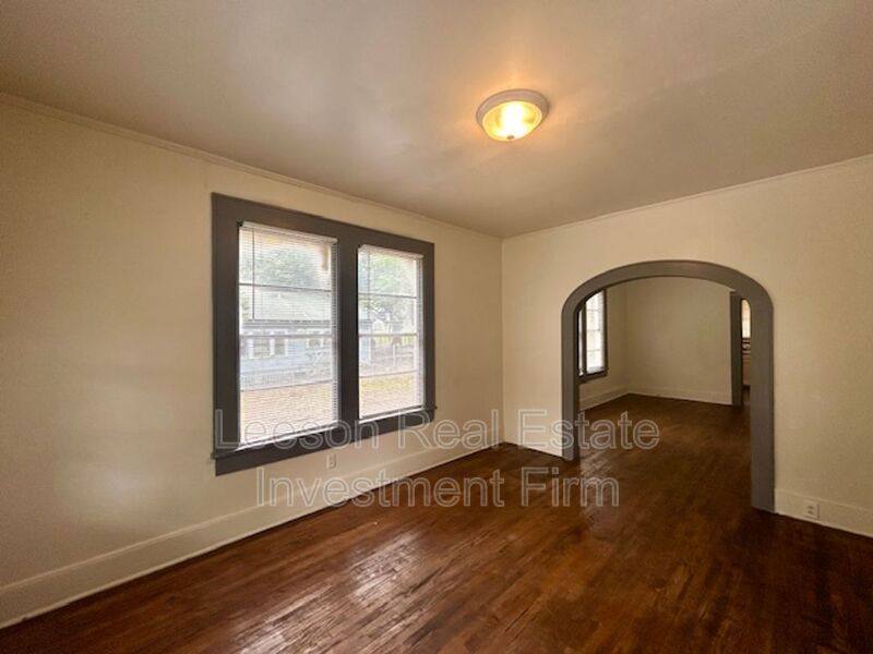 House for rent at 3022 Lillian St, Shreveport, LA 71109