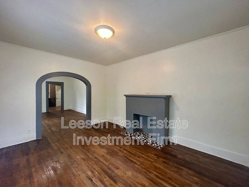 House for rent at 3022 Lillian St, Shreveport, LA 71109