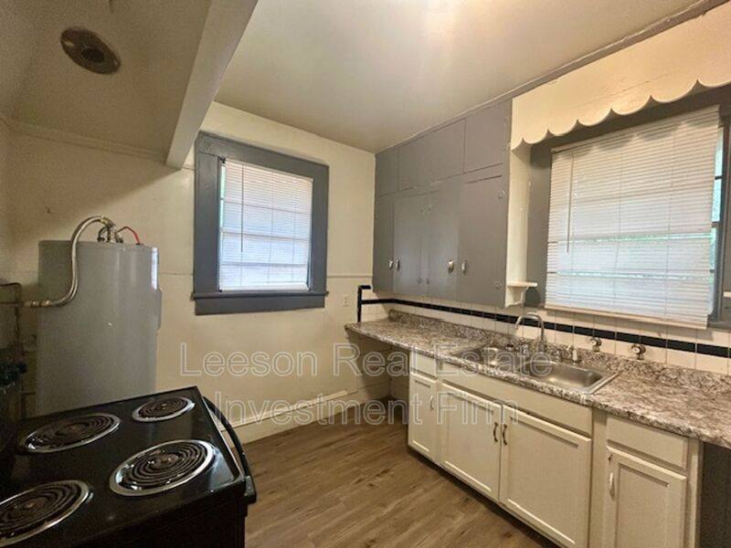 House for rent at 3022 Lillian St, Shreveport, LA 71109