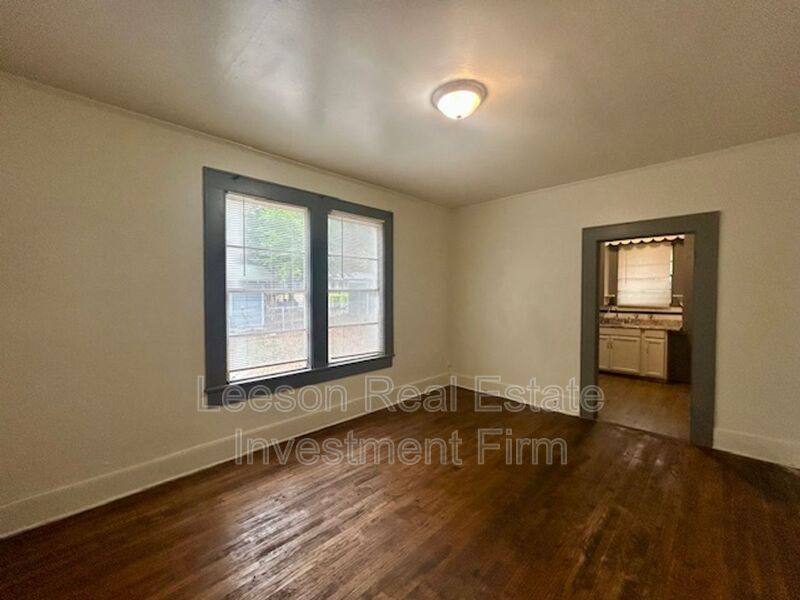 House for rent at 3022 Lillian St, Shreveport, LA 71109