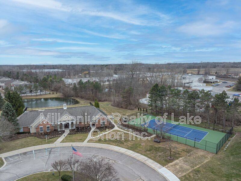Condo for rent at 56103 Chesapeake Tr, Utica, MI 48317