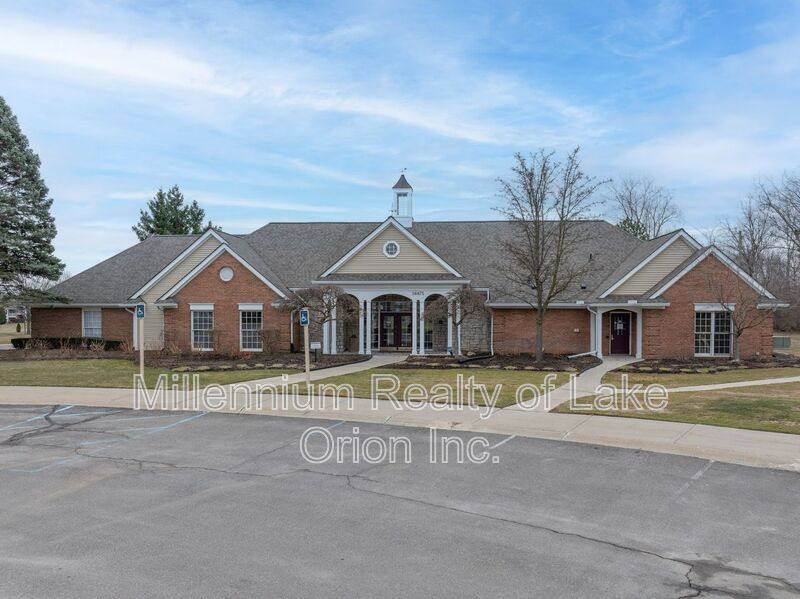 Condo for rent at 56103 Chesapeake Tr, Utica, MI 48317