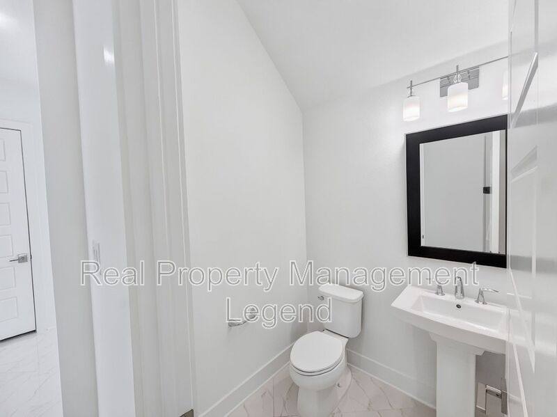 House for rent at 809 Jamestown Lane, Southlake, TX 76092