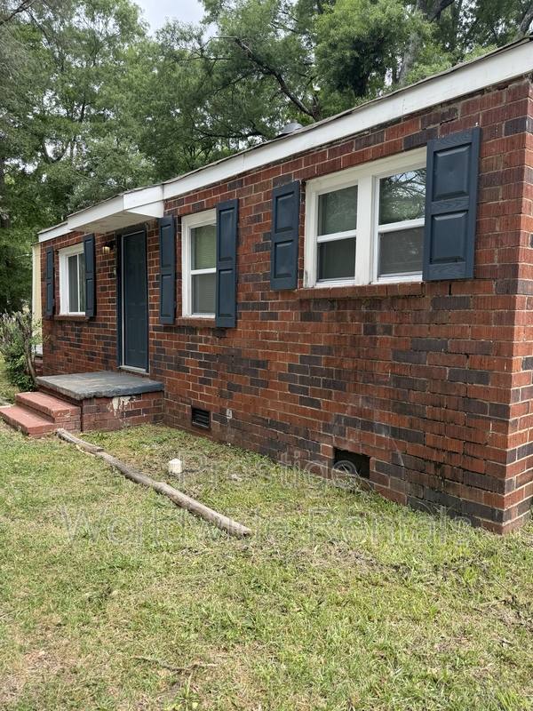 House for rent at 1048 Brooks Rd, Columbus, GA 31903