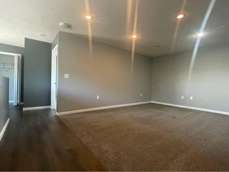 Apartment for rent at 204 N Carey St #4, Grand Island, NE 68803