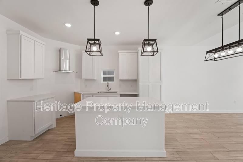 House for rent at 214 Cooper St, San Antonio, TX 78210