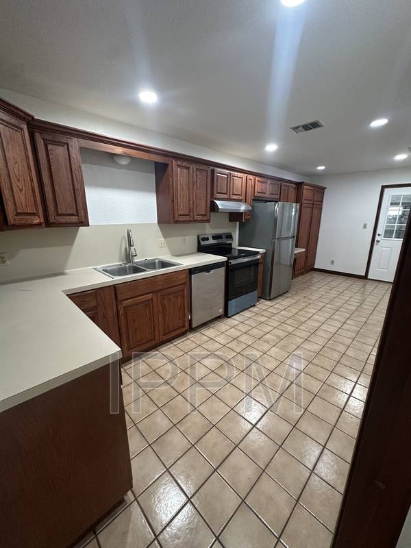 Townhouse for rent at 5408 Guava Dr, Harlingen, TX 78552