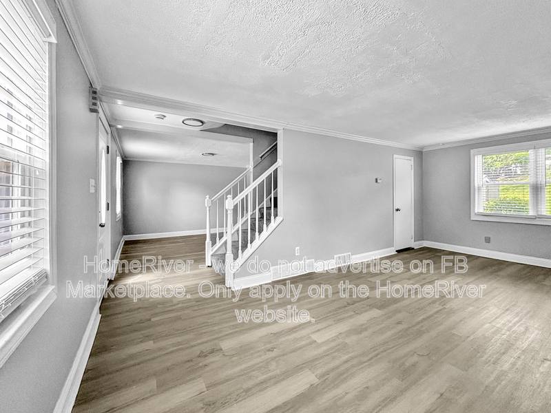 House for rent at 4723 Gardenville Rd, Pittsburgh, PA 15236