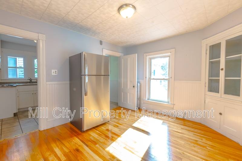 Apartment for rent at 195 Sagamore St #2, Manchester, NH 03104