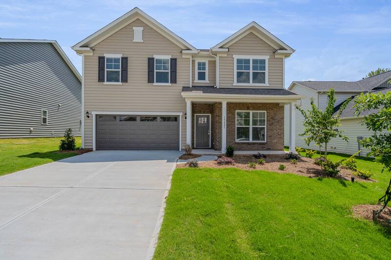 House for rent at 19225 Yellow Birch Dr, Charlotte, NC 28278