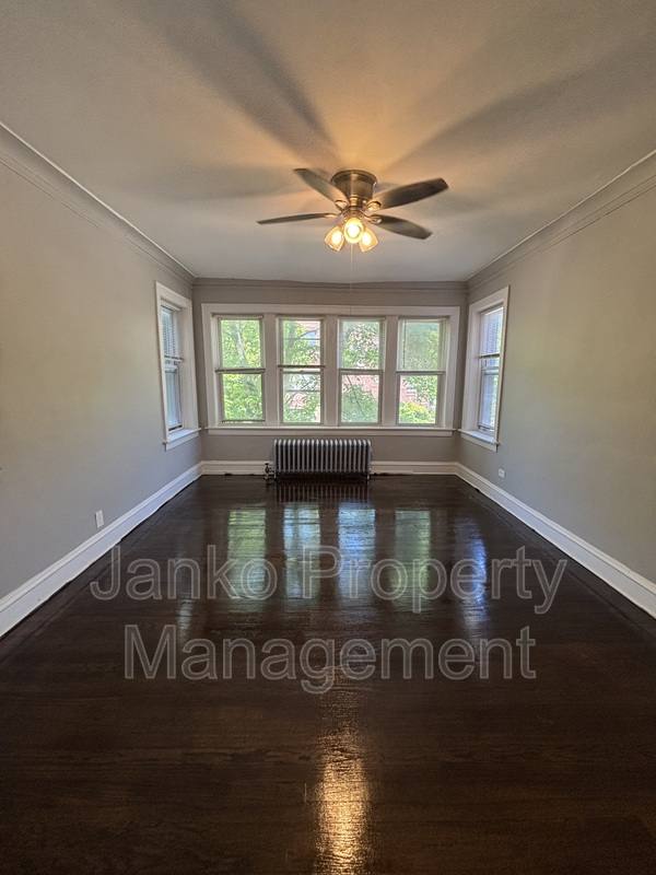 Apartment for rent at 8000 S Champlain Ave #2, Chicago, IL 60619