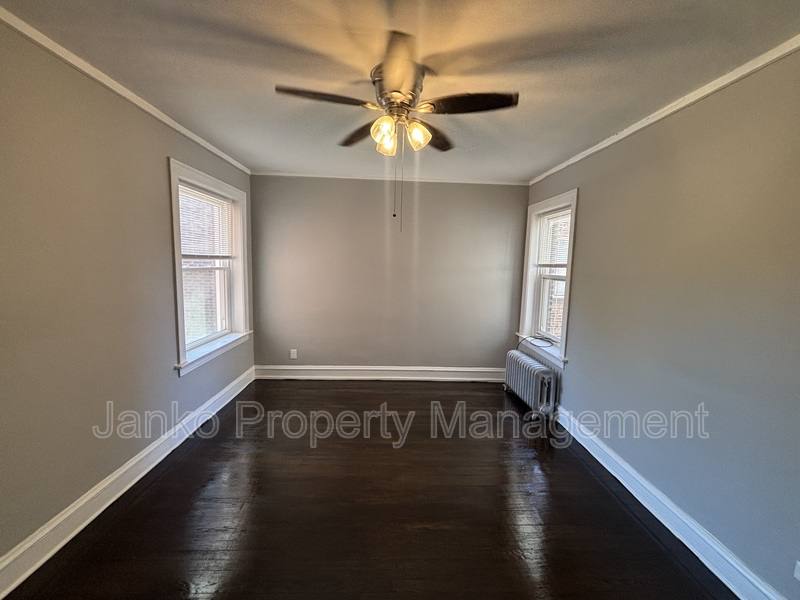 Apartment for rent at 8000 S Champlain Ave #2, Chicago, IL 60619