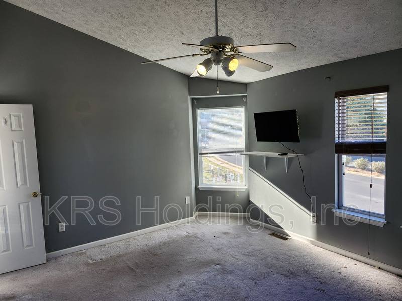 Townhouse for rent at 1210 Victorian Village Dr, Harrisonburg, VA 22802