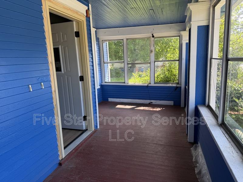 Apartment for rent at 229 W Allen St, Springfield, IL 62704