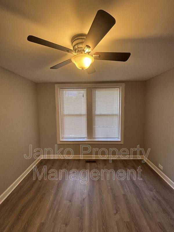 Apartment for rent at 3357 W 63rd Place #1A, Chicago, IL 60629