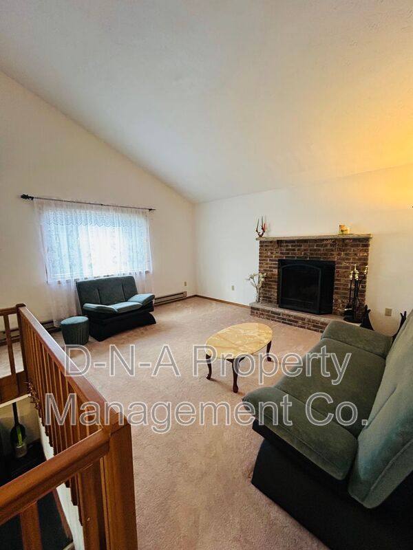 House for rent at 954 Country Place Dr #H623, Tobyhanna, PA 18466
