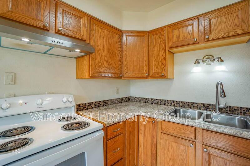 Apartment for rent at 609 W McLoughlin Blvd, Vancouver, WA 98660