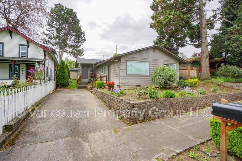 Apartment for rent at 609 W McLoughlin Blvd, Vancouver, WA 98660