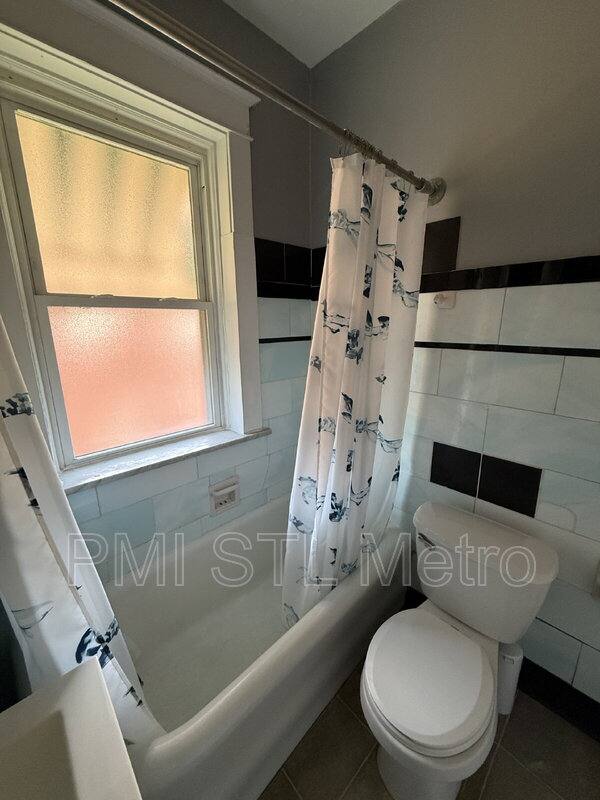 Apartment for rent at 3668A Wilmington Ave, Saint Louis, MO 63116