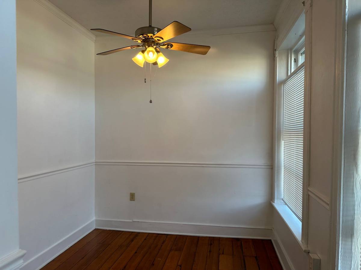 Apartment for rent at 418 N Loudoun St, Winchester, VA 22601
