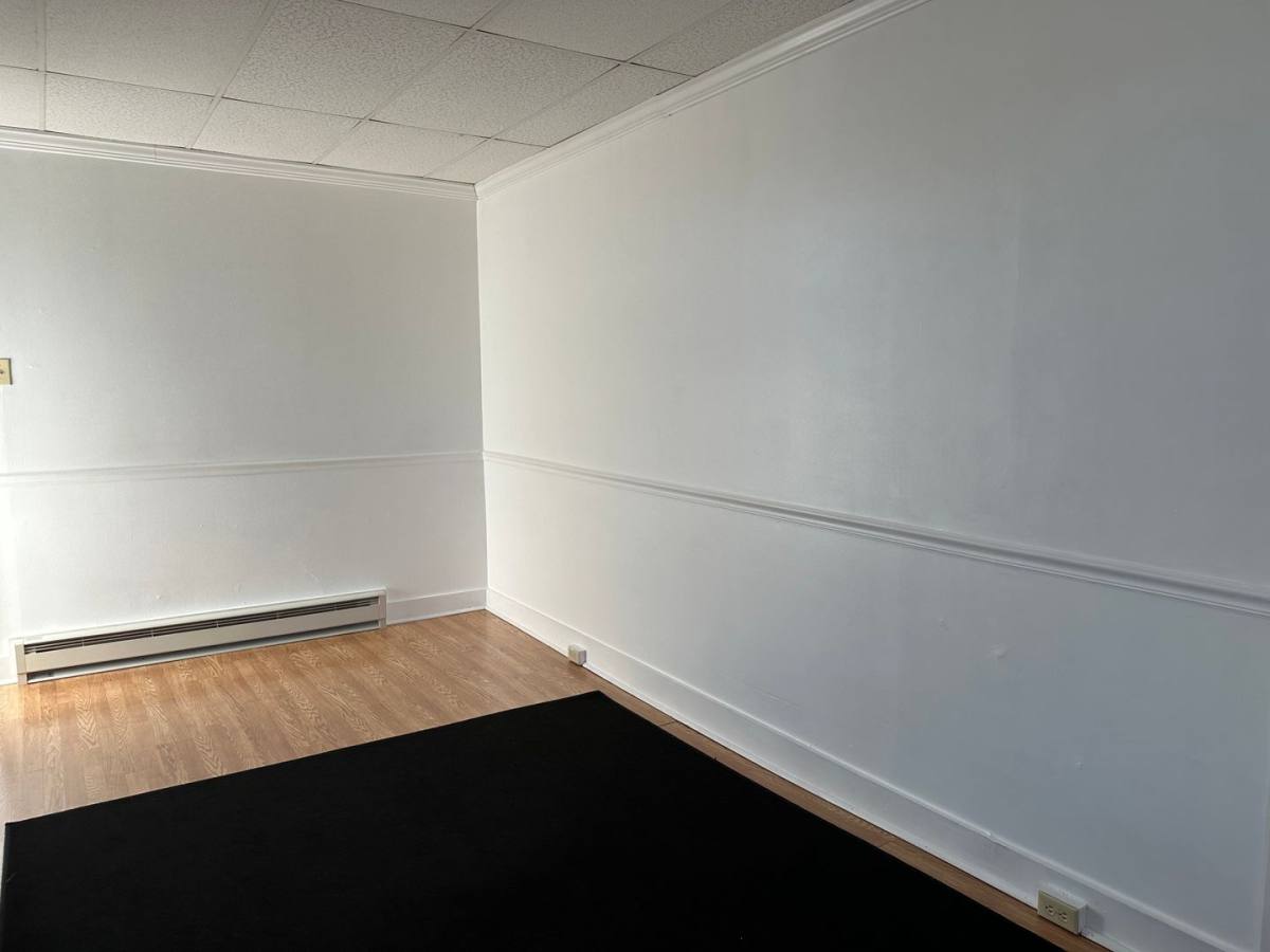 Apartment for rent at 418 N Loudoun St, Winchester, VA 22601