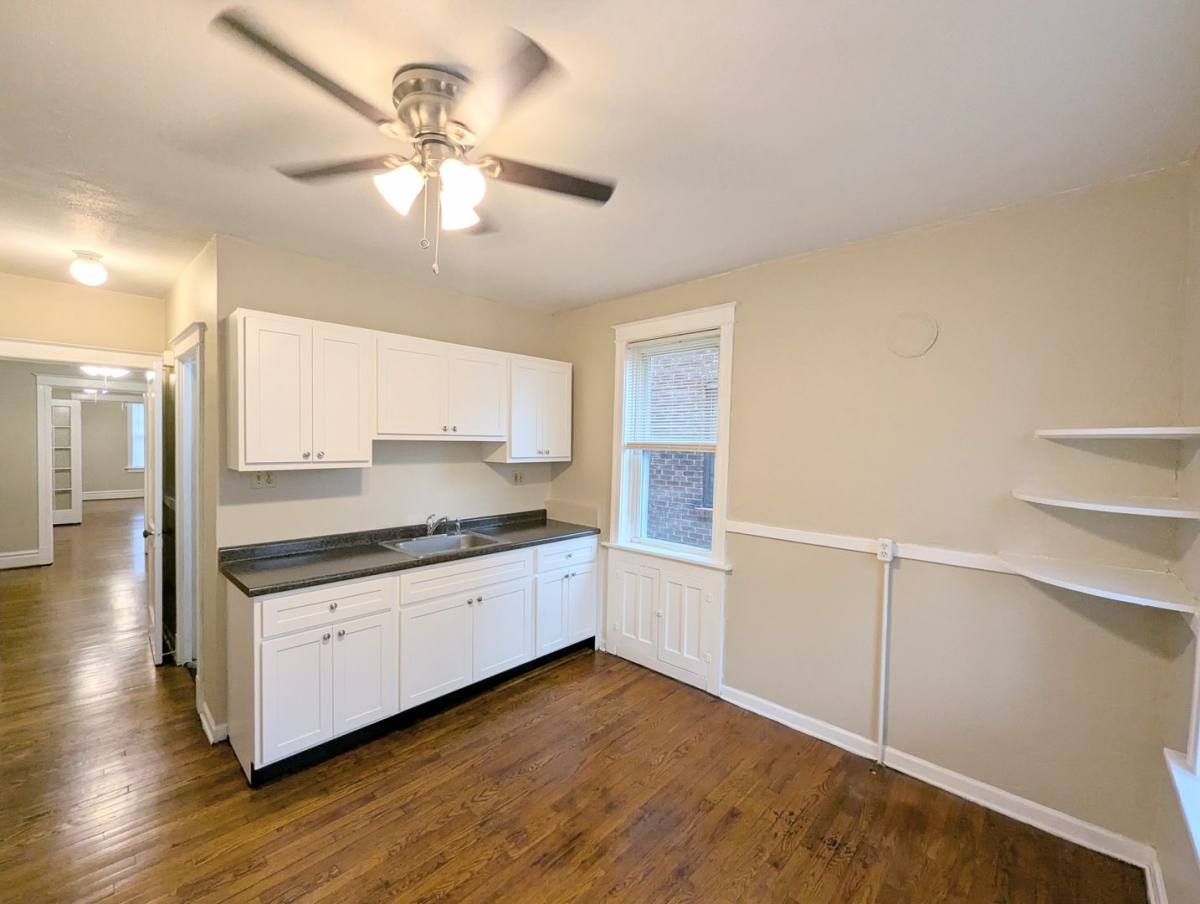 Apartment for rent at 5111 S Broadway, Saint Louis, MO 63111
