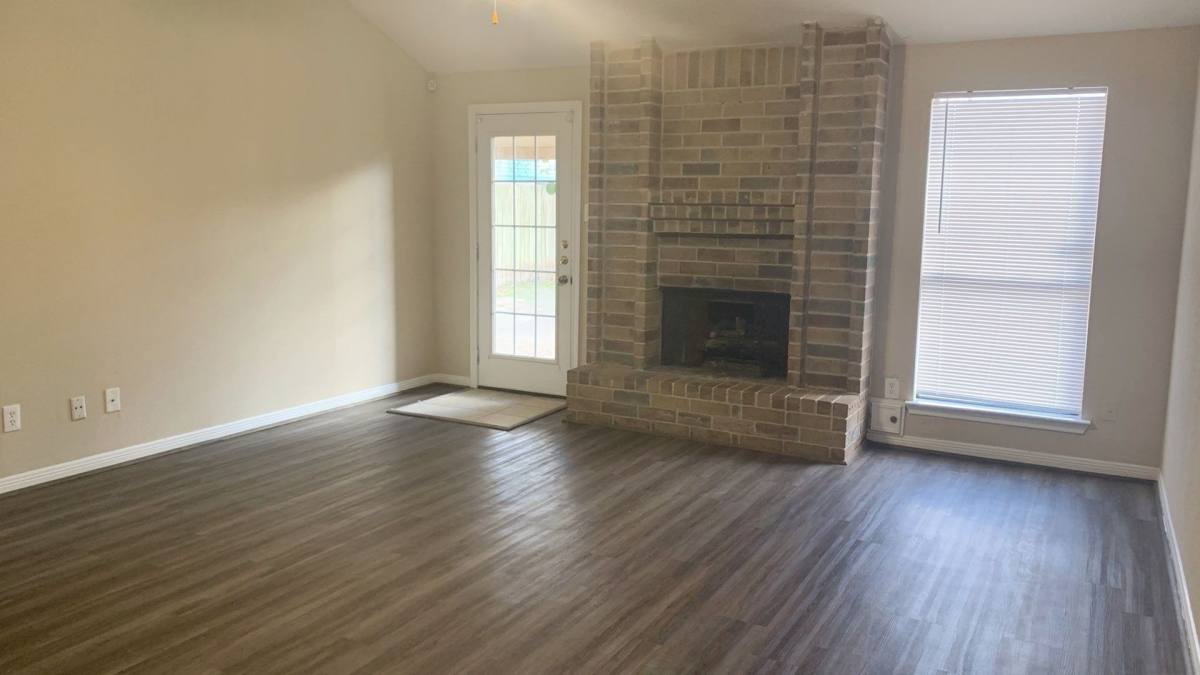 House for rent at 3730 Village Grove Dr, Humble, TX 77396