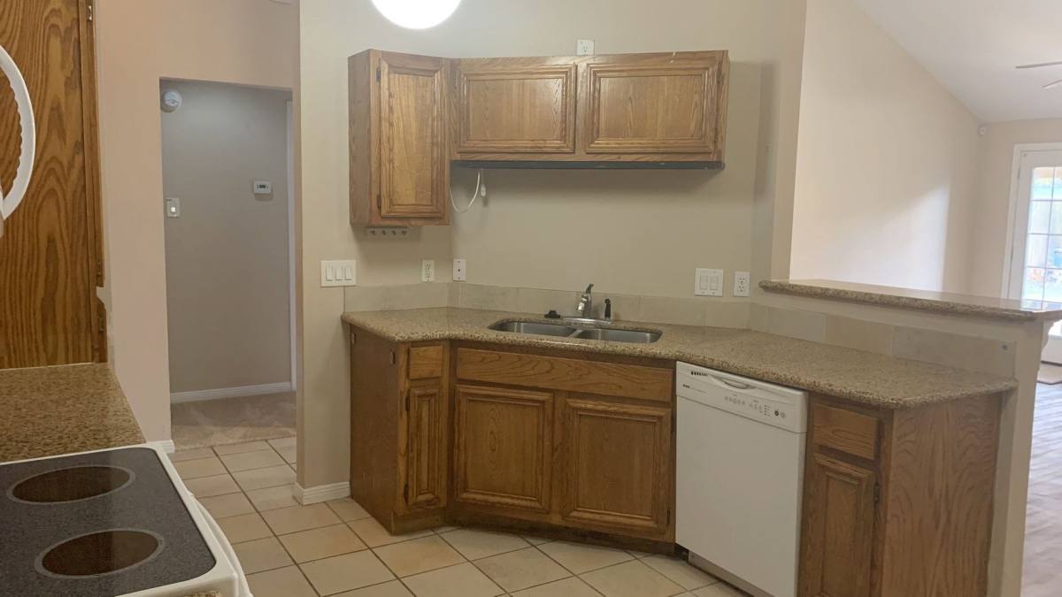 House for rent at 3730 Village Grove Dr, Humble, TX 77396