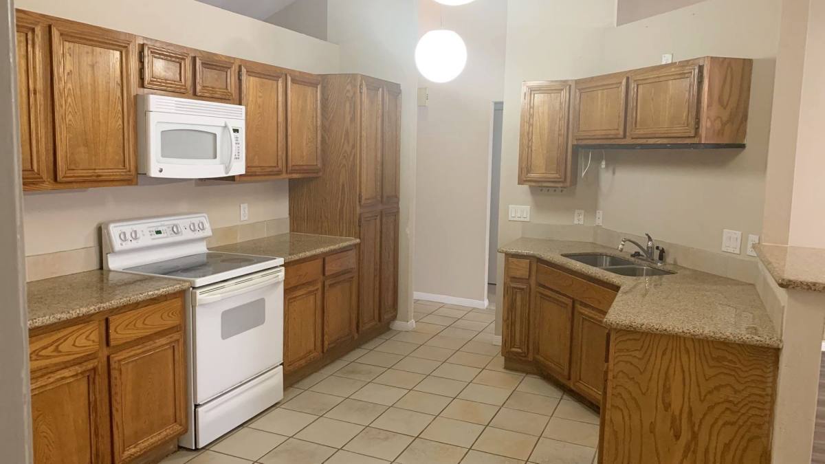 House for rent at 3730 Village Grove Dr, Humble, TX 77396