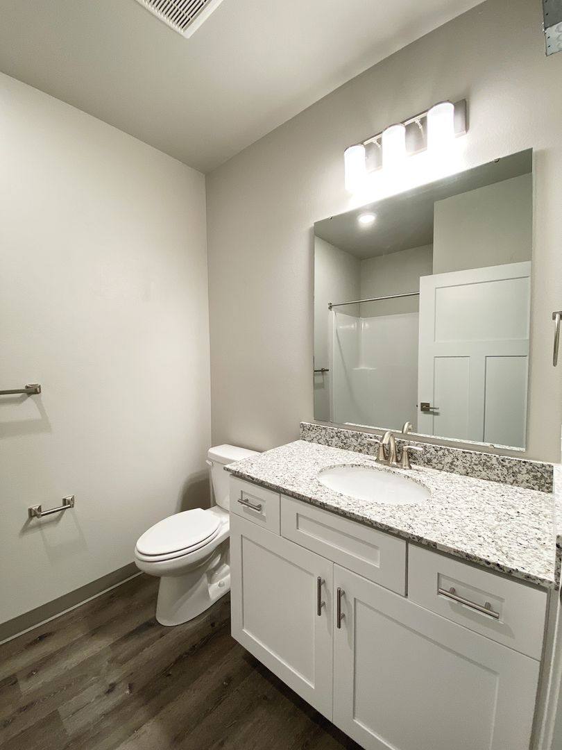 Apartment for rent at 1301 Aster Dr, Tiffin, IA 52340