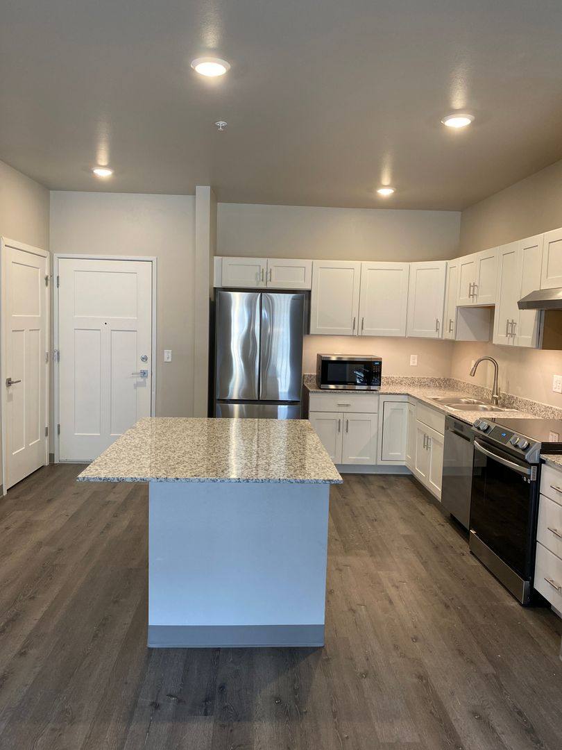 Apartment for rent at 1301 Aster Dr, Tiffin, IA 52340