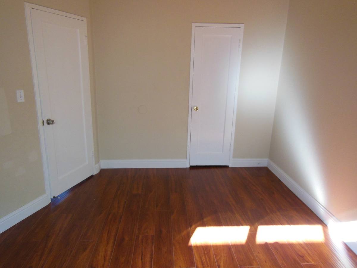 Apartment for rent at 439-441 Alden St, Redwood City, CA 94063