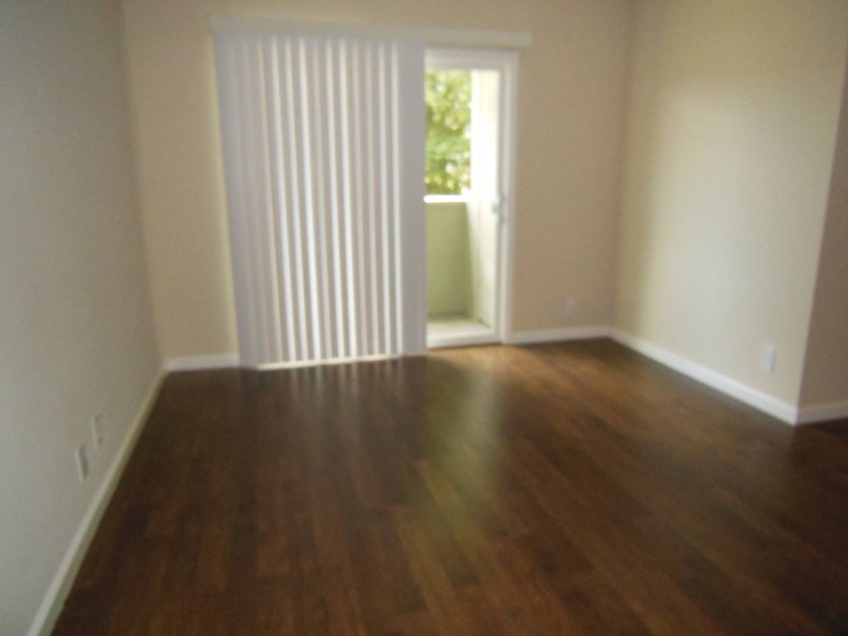 Apartment for rent at 485 Redwood Ave, Redwood City, CA 94061
