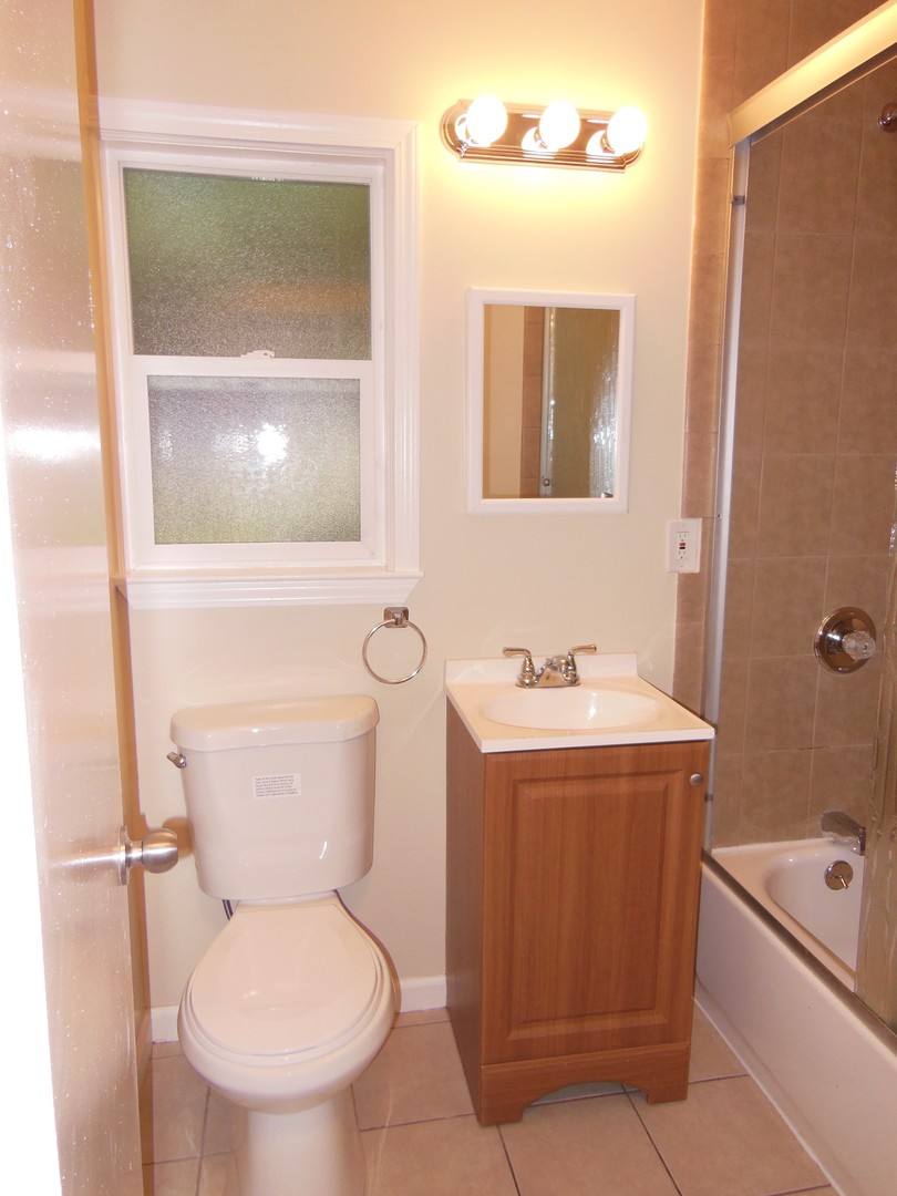 Apartment for rent at 485 Redwood Ave, Redwood City, CA 94061