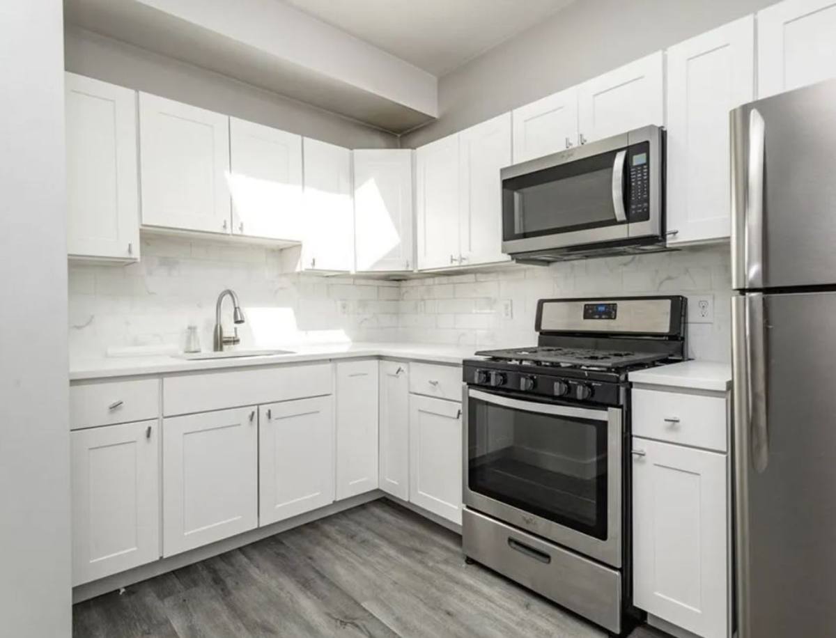 Apartment for rent at 11 Ashton Place, Methuen, MA 01844