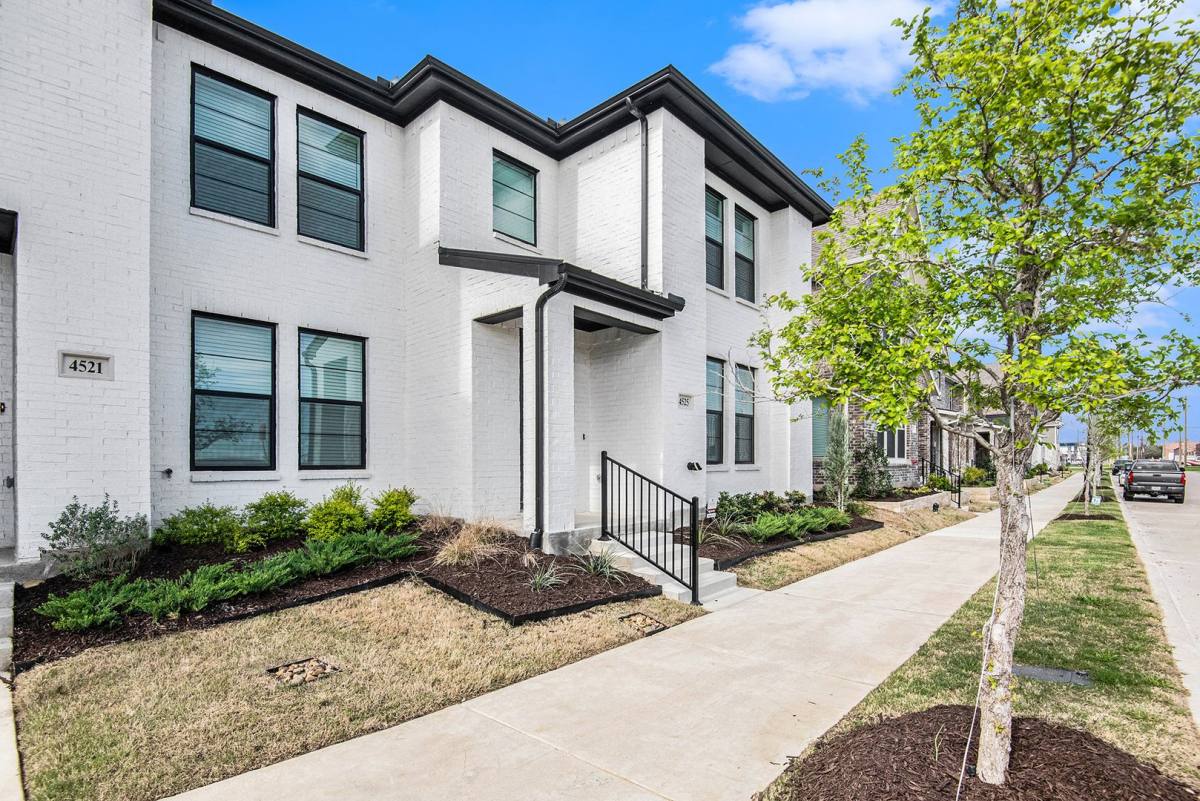 House for rent at 4525 Bishop St, North Richland Hills, TX 76180