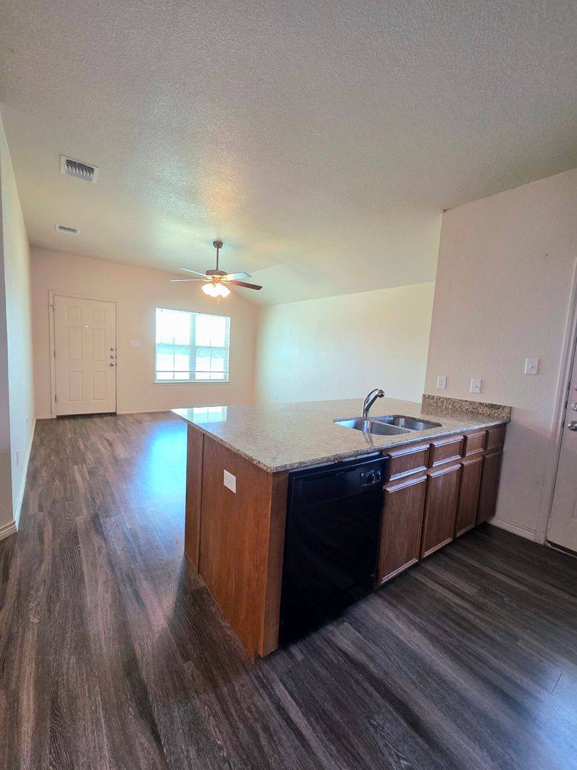 House for rent at 3316 Stonewall Dr #B, Temple, TX 76501