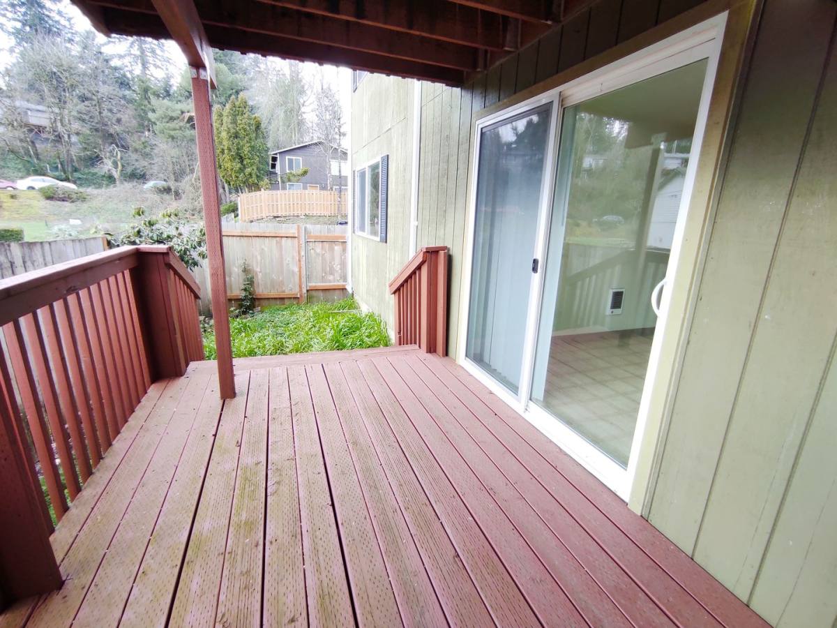 Pickett Park, 1430-1460 SW Bertha Blvd, Portland, OR 97219 - Apartment for Rent - Image 10