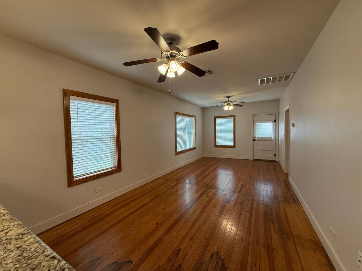 House for rent at 257 E Garza, New Braunfels, TX 78130