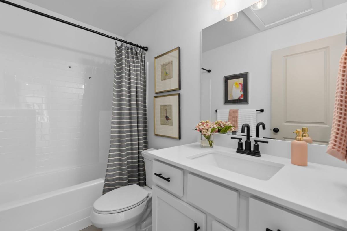 Townhouse for rent at 1614 E 6820 N, Eagle Mountain, UT 84005