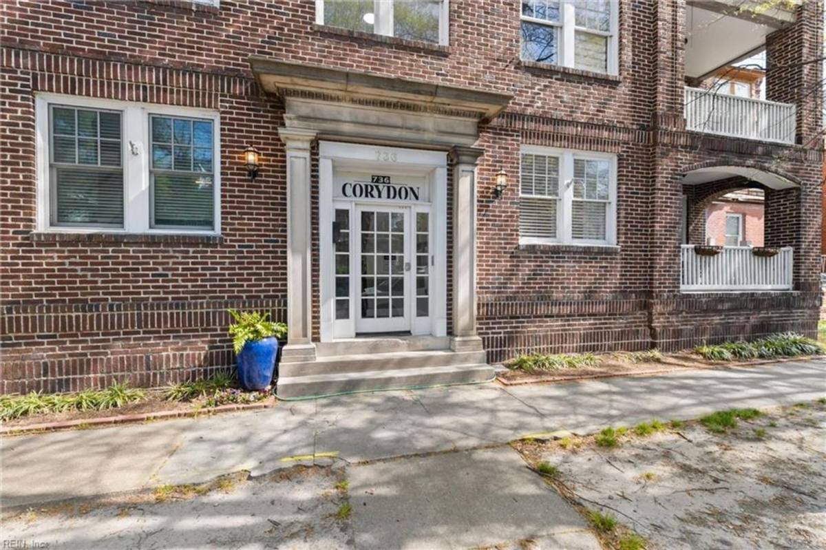 Apartment for rent at 736 W Princess Anne Rd, Norfolk, VA 23517