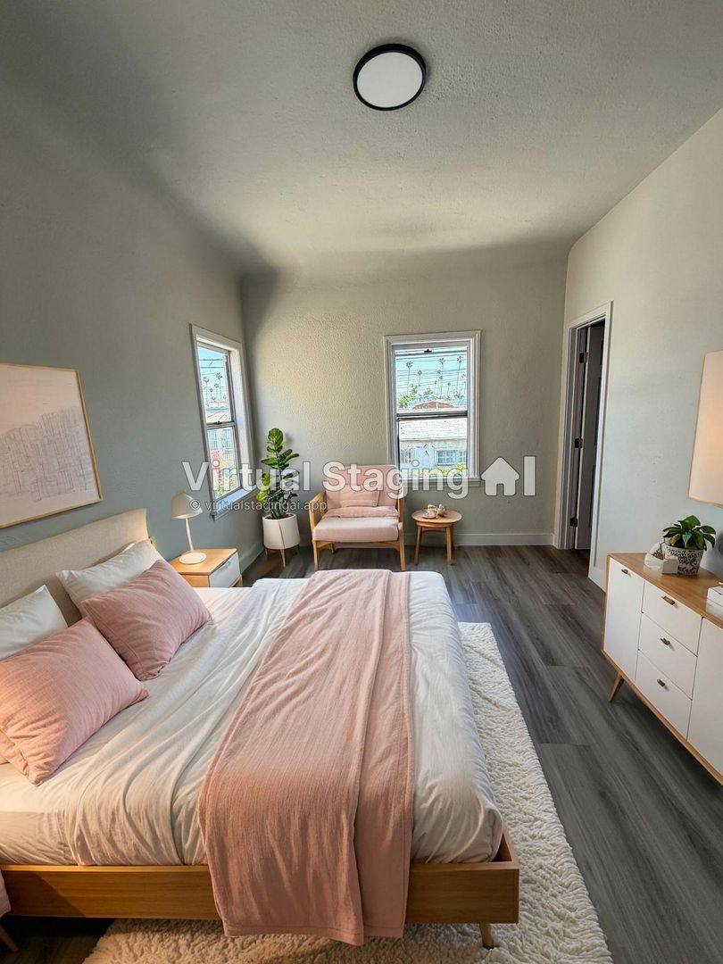 Apartment for rent at 1044 W 42nd Place, Los Angeles, CA 90037