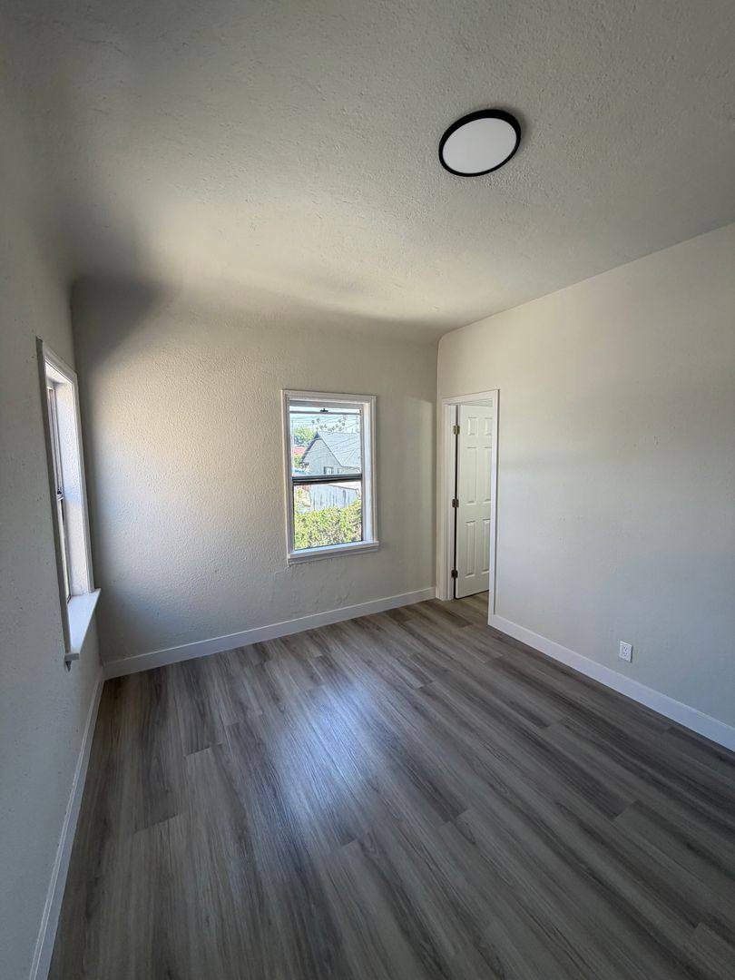 Apartment for rent at 1044 W 42nd Place, Los Angeles, CA 90037