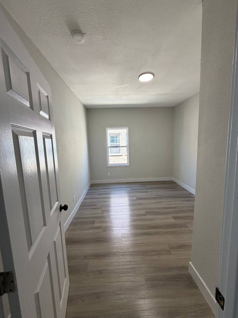 Apartment for rent at 1044 W 42nd Place, Los Angeles, CA 90037